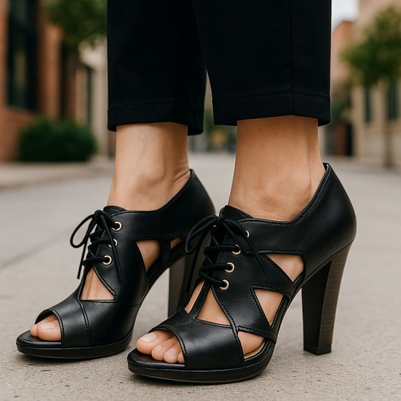 Michael Michael Kors black open toe heels! - Picture 1 of 9